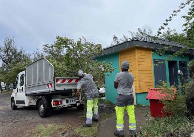 déblayage post cyclone cap homard tamarun